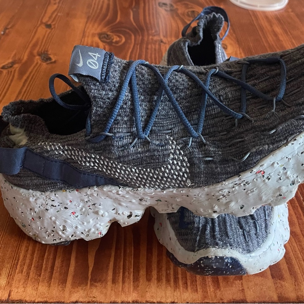 Nike Space Hippie IV Sneakers